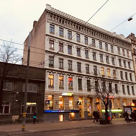 Vandrerhjem Circus *